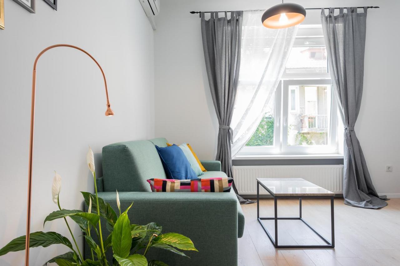 Go2Zagreb Chick Apartment Private Parking Available מראה חיצוני תמונה