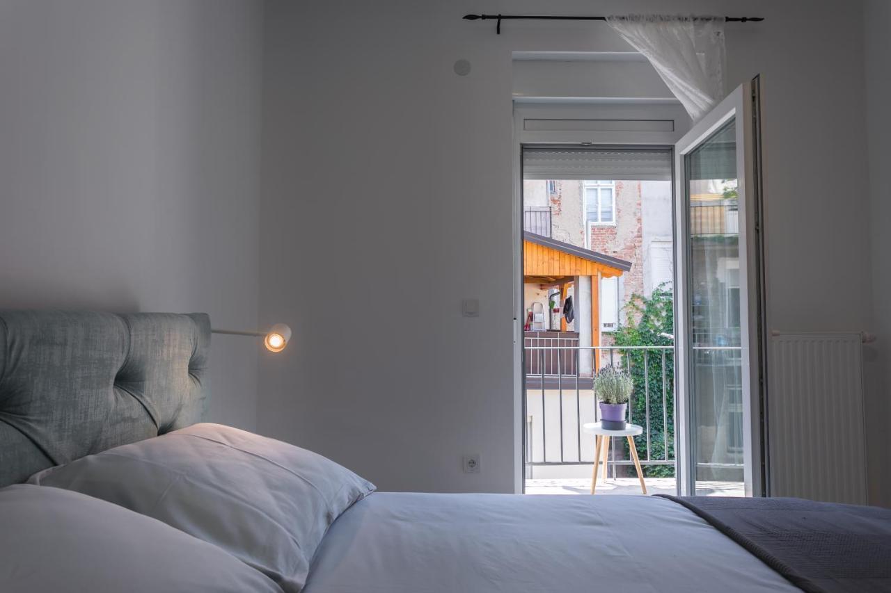 Go2Zagreb Chick Apartment Private Parking Available מראה חיצוני תמונה
