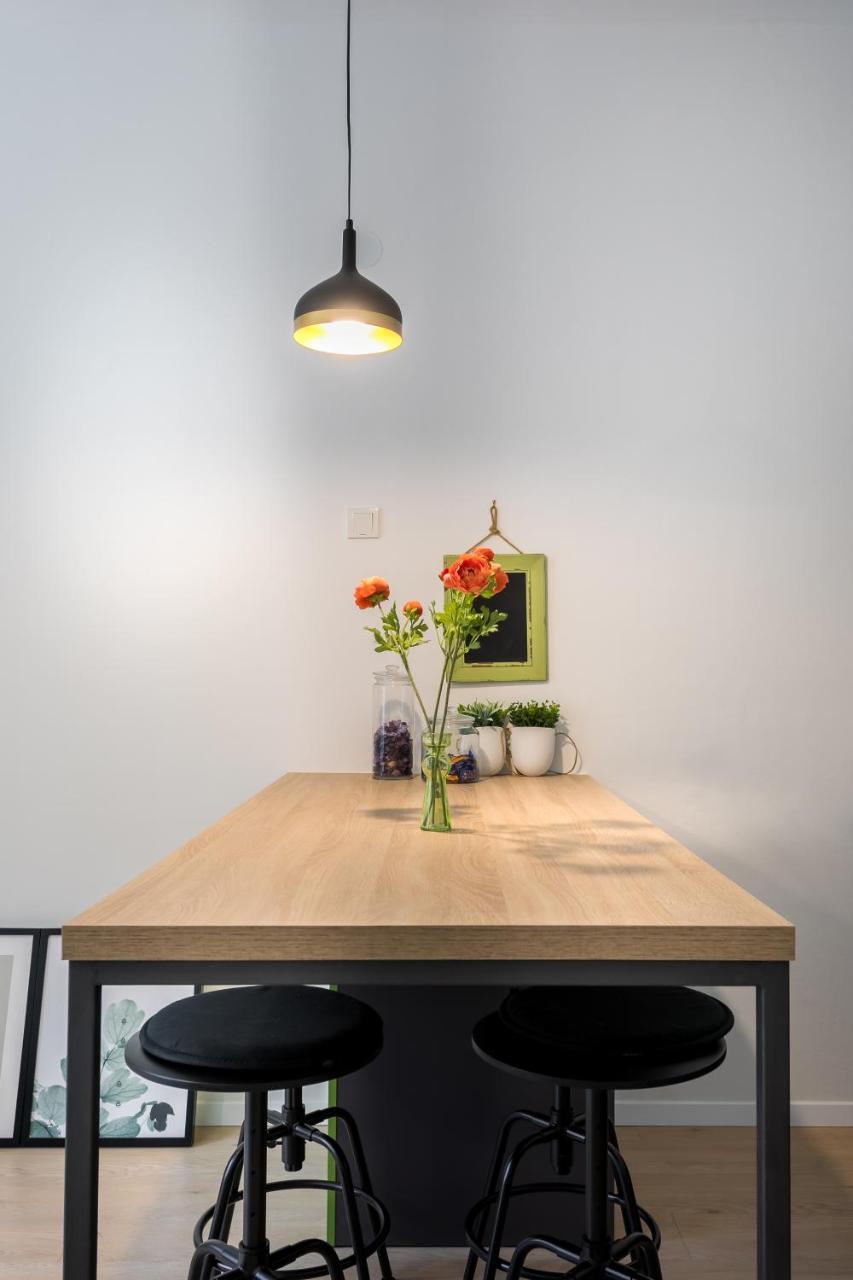 Go2Zagreb Chick Apartment Private Parking Available מראה חיצוני תמונה