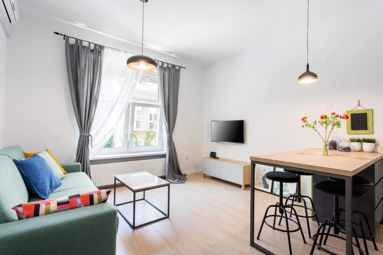 Go2Zagreb Chick Apartment Private Parking Available מראה חיצוני תמונה